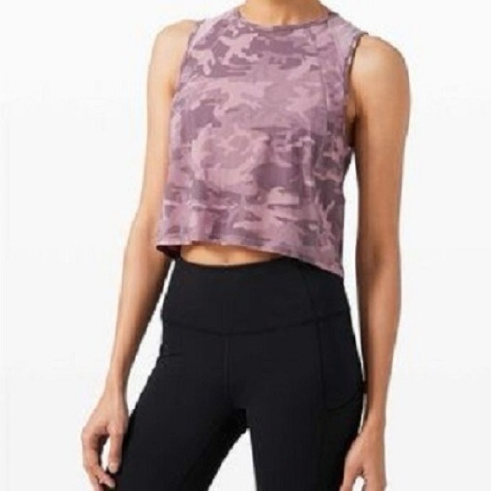 Lululemon women’s 12 XL tank top crop sheer mesh camo purple sculpt athletic